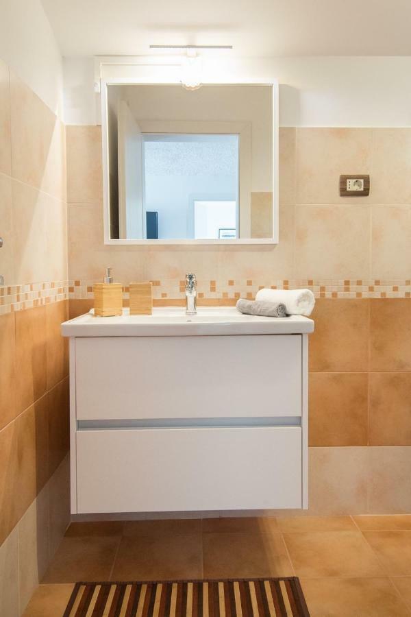 Alek Apartman Novigrad Istria Kültér fotó
