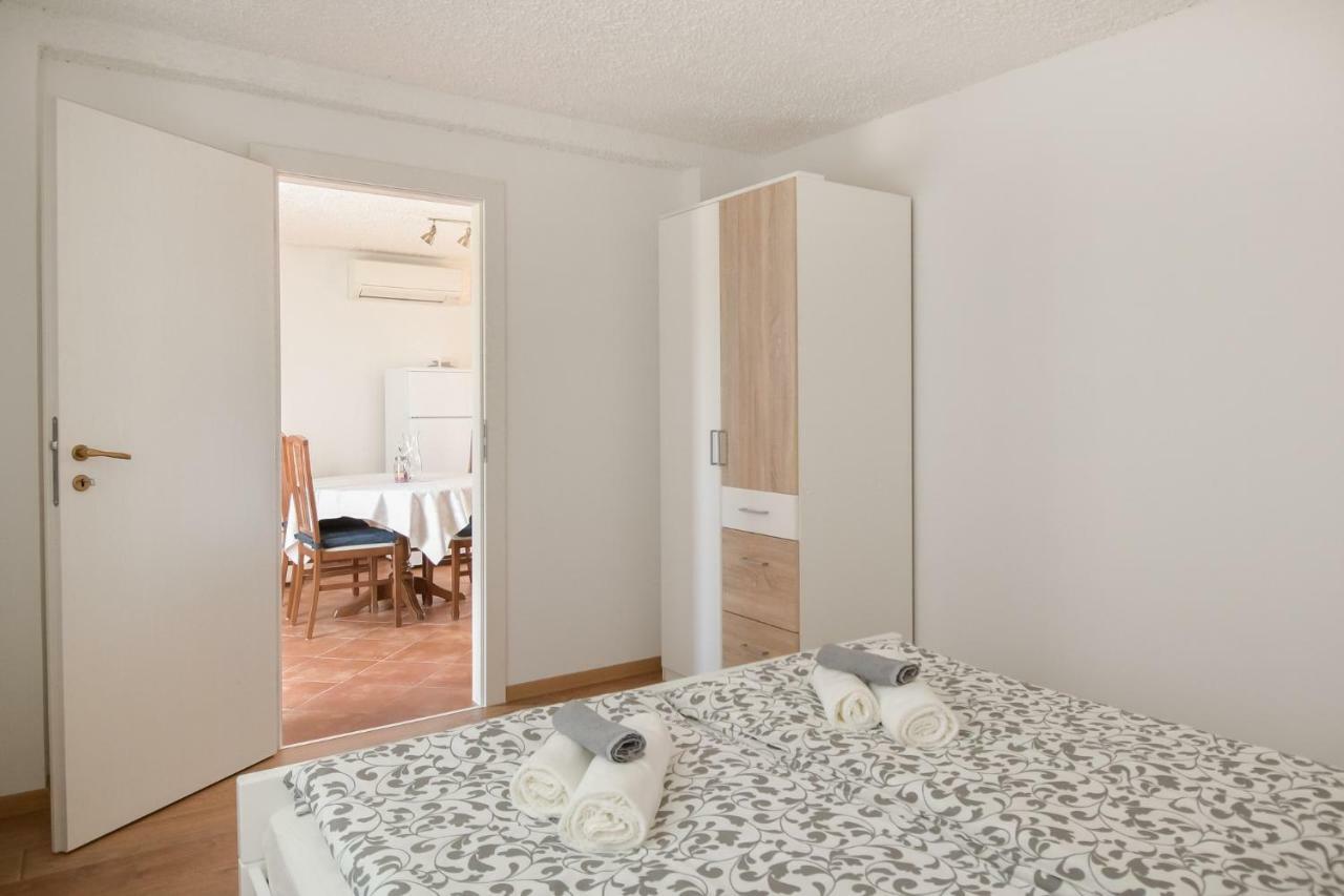 Alek Apartman Novigrad Istria Kültér fotó