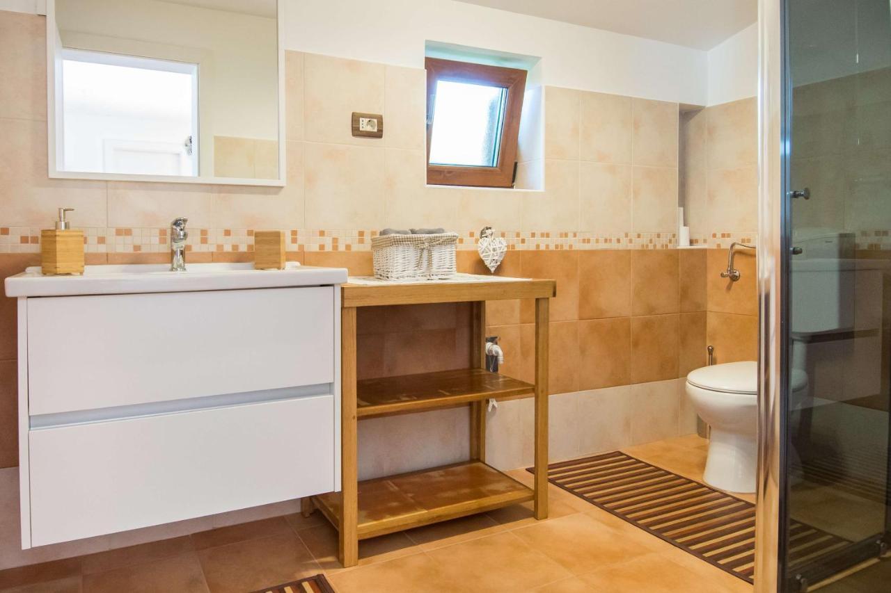 Alek Apartman Novigrad Istria Kültér fotó